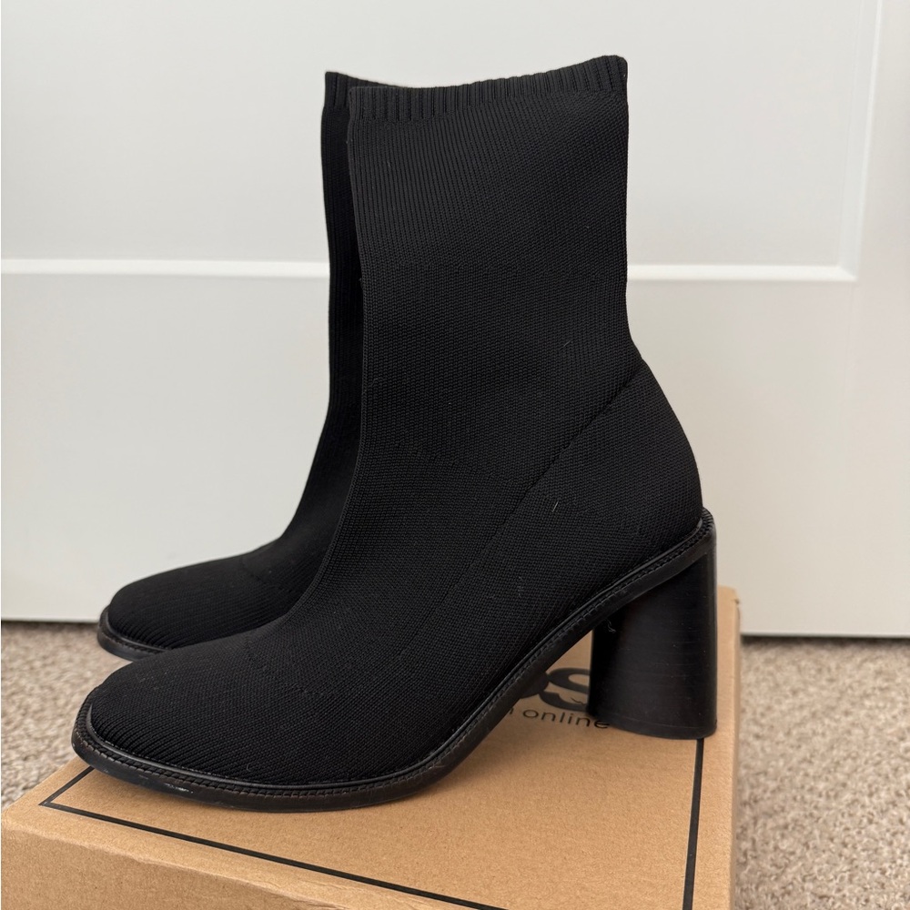 Elegant Black Women's Ankle Boots
